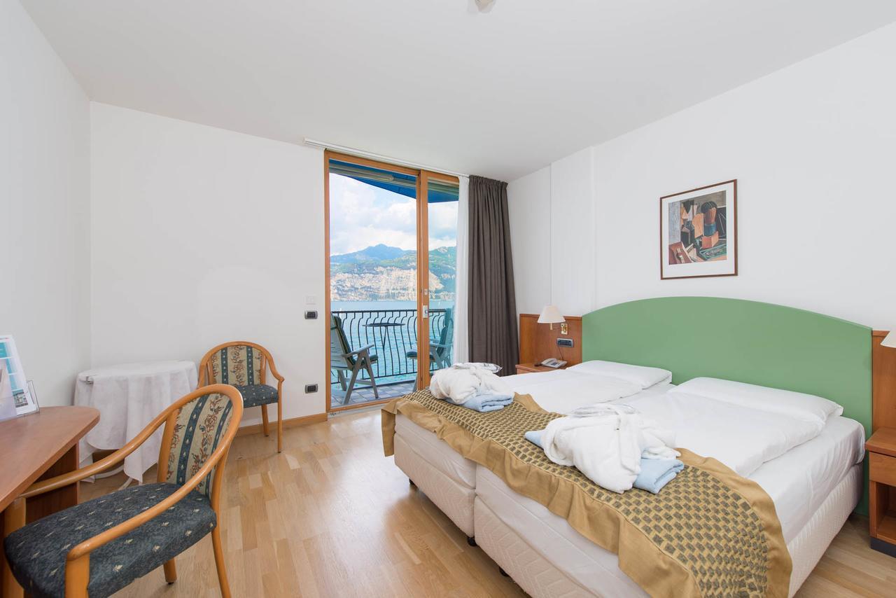 Hotel Venezia Malcesine Exterior foto